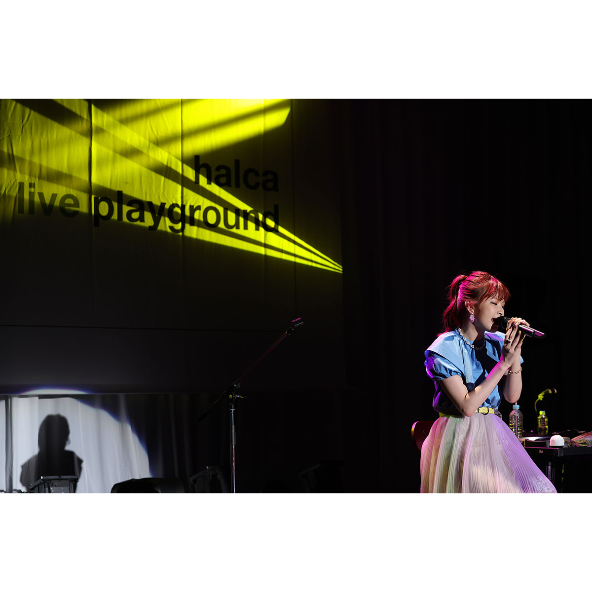 【ライブレポート】halca、爽やかなポップネスを全身で表現した“LAWSON presents halca 6th LIVE 『Help Me!!!!!! 3×2×1 & live playground #002』”開催！ - 画像一覧（7/11）