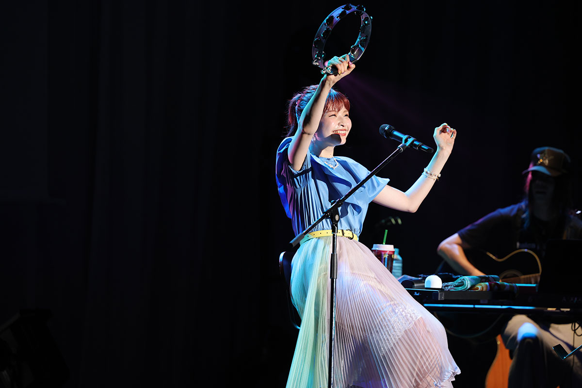 【ライブレポート】halca、爽やかなポップネスを全身で表現した“LAWSON presents halca 6th LIVE 『Help Me!!!!!! 3×2×1 & live playground #002』”開催！ - 画像一覧（6/11）