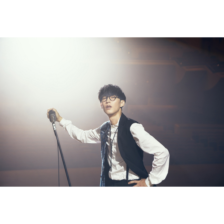 オーイシマサヨシ、8月25日リリースの1st AL『エンターテイナー』の全曲視聴クロスフェード動画公開！ - 画像一覧（1/4）