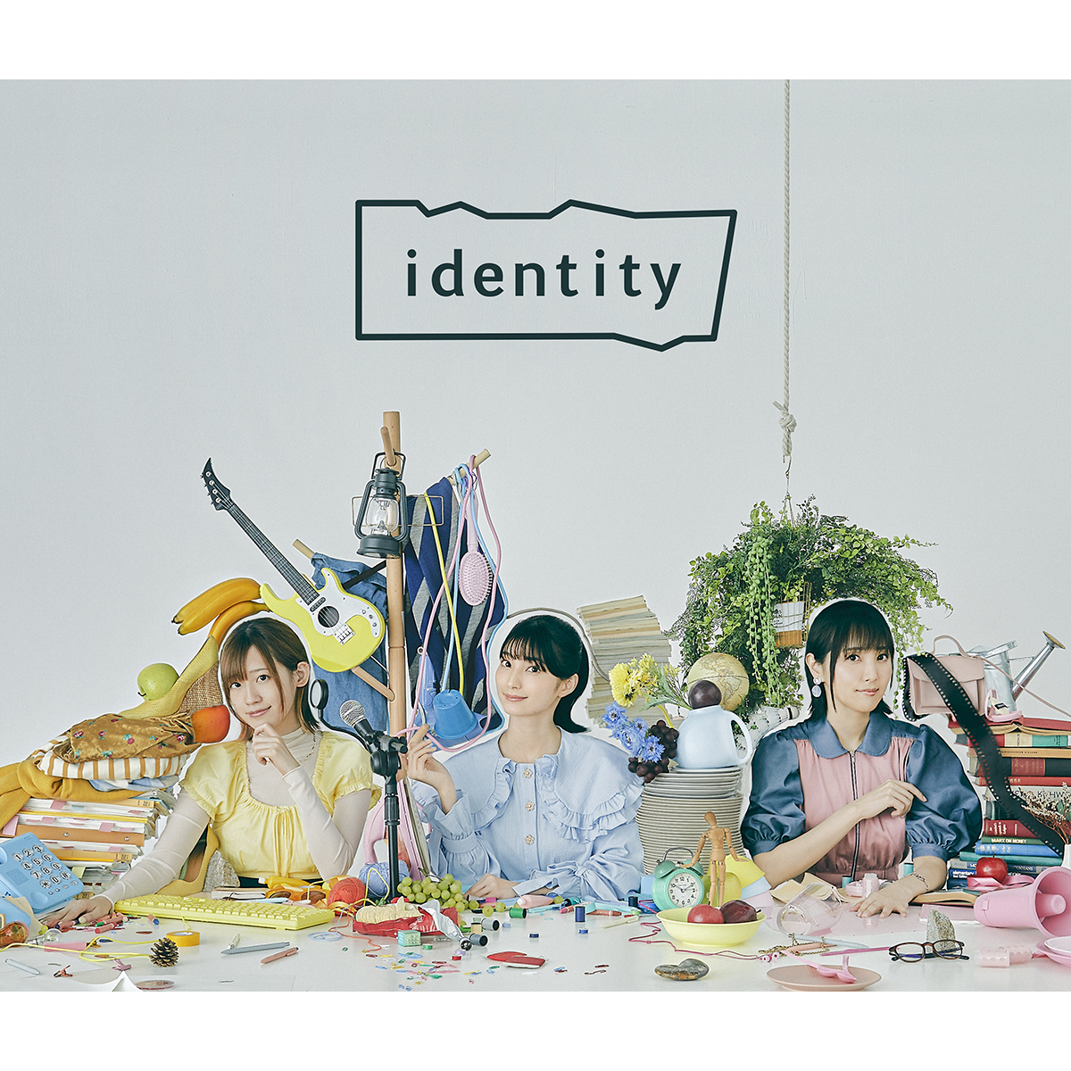 声優ユニット「イヤホンズ」目と耳で楽しめるコンセプトEP『identity』本日発売！そして、初となるオンラインくじも本日よりスタート！ - 画像一覧（1/4）