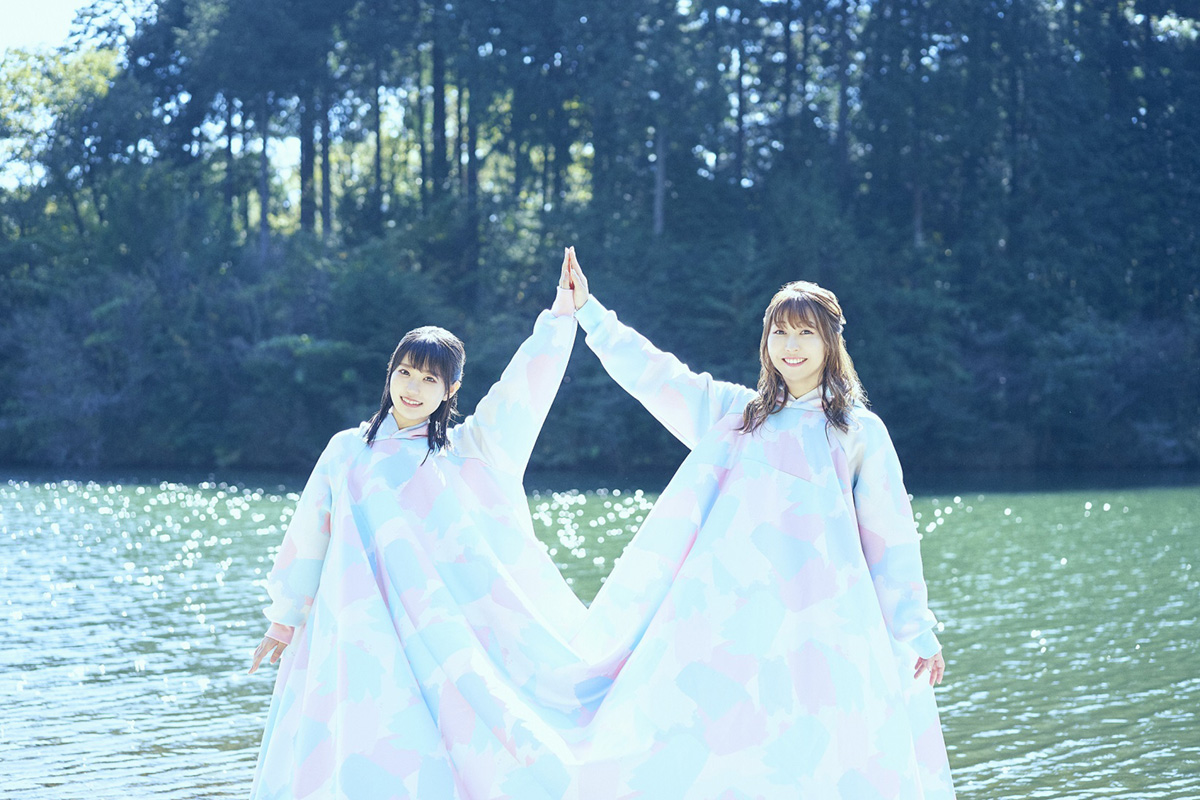 東山奈央と安野希世乃のスペシャルユニット「ぽかぽかイオン」が“公式”結成！TVアニメ『スローループ』OPテーマを担当!! - 画像一覧（2/3）