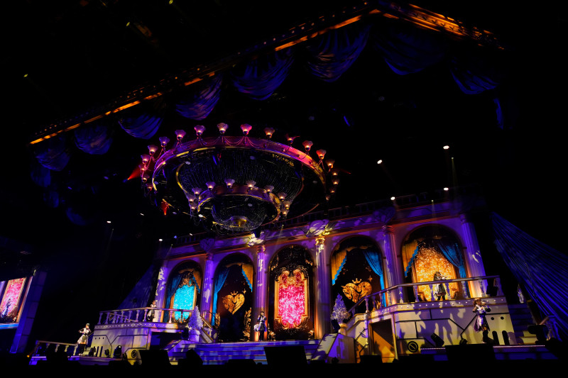 【イベントレポート】聖夜のシンデレラは釘バットとともに？　“THE IDOLM@STER CINDERELLA GIRLS 10th ANNIVERSARY M@GICAL WONDERLAND TOUR!!! CosmoStar Land”名古屋公演DAY1レポート - 画像一覧（5/9）