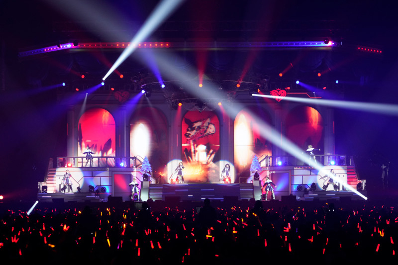 【イベントレポート】聖夜のシンデレラは釘バットとともに？　“THE IDOLM@STER CINDERELLA GIRLS 10th ANNIVERSARY M@GICAL WONDERLAND TOUR!!! CosmoStar Land”名古屋公演DAY1レポート - 画像一覧（2/9）