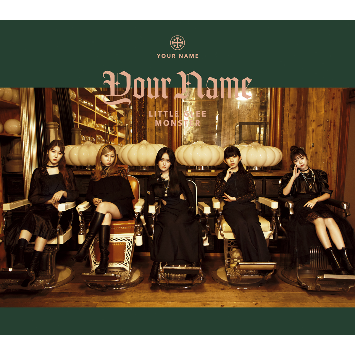 【インタビュー】TVアニメ『ヴァニタスの手記（カルテ）』第2クールOPテーマとなった、Little Glee Monsterニューシングル「Your Name」に込めた想いをMAYUとmanakaに聞く - 画像一覧（2/6）