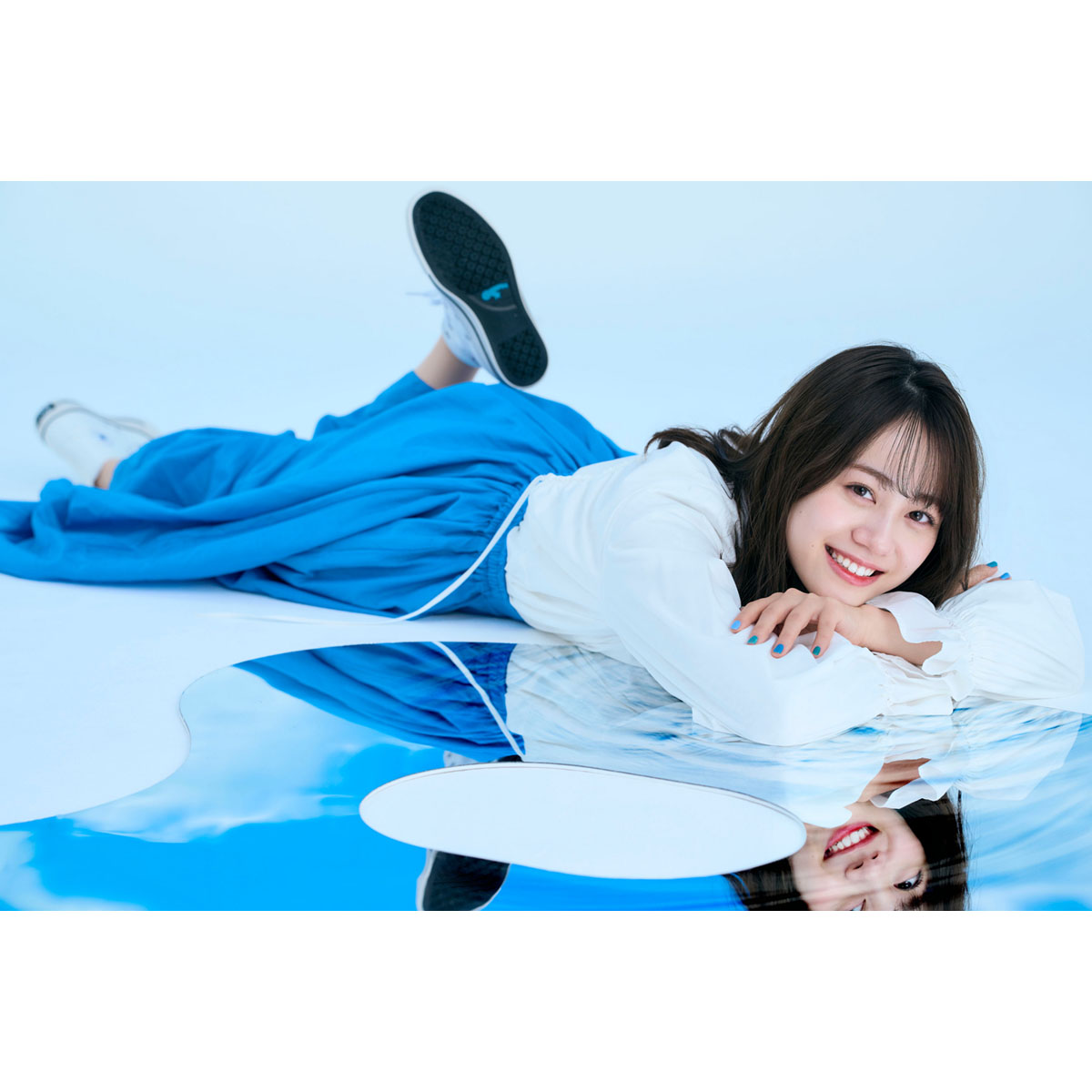 TVアニメ『古見さんは、コミュ症です。』2期OPテーマ 伊藤美来10thシングル「青100色」2022年4月6日発売決定！ - 画像一覧（2/2）