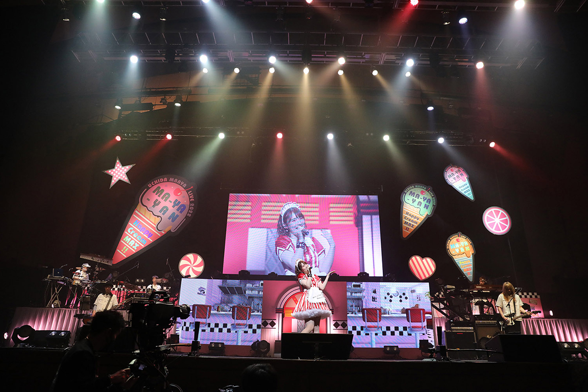 【ライブレポート】ハッピーでエキサイティングな、クライマックス連発の充実ライブ！ 内田真礼ツアー“MA-YA-YAN Happy Cream MAX!!”神奈川公演レポート - 画像一覧（12/14）