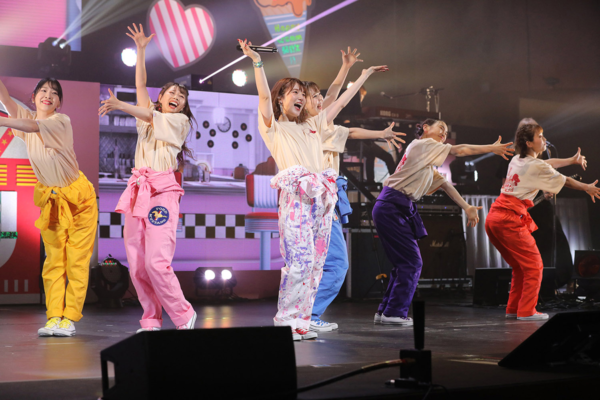 【ライブレポート】ハッピーでエキサイティングな、クライマックス連発の充実ライブ！ 内田真礼ツアー“MA-YA-YAN Happy Cream MAX!!”神奈川公演レポート - 画像一覧（4/14）