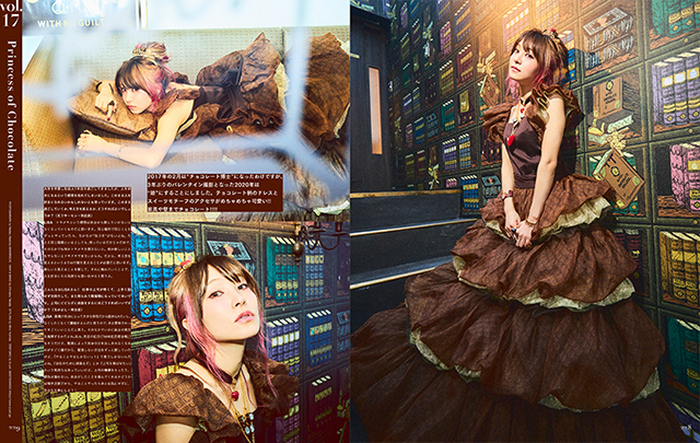 ソロデビュー10周年記念――LiSAのインタビューと連載を1冊にまとめた「10th Anniversary Complete Book LiS”A”ni!（リサアニ！）」本日3月30日発売！ - 画像一覧（1/17）