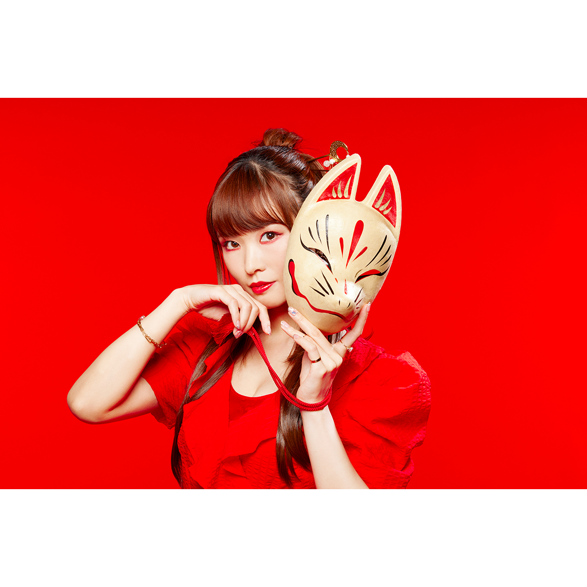 【インタビュー】渕上舞、デビュー3周年を迎えた彼女が本作に込めたメッセージとは？『ようこそ実力至上主義の教室へ 2nd Season』ED テーマ「人芝居」リリースインタビュー - 画像一覧（2/4）