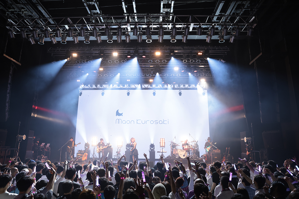 「待っててくれて、ありがとう！」――MAON KUROSAKI LIVE 2022 『-REBOOT-』 ライブレポート到着！