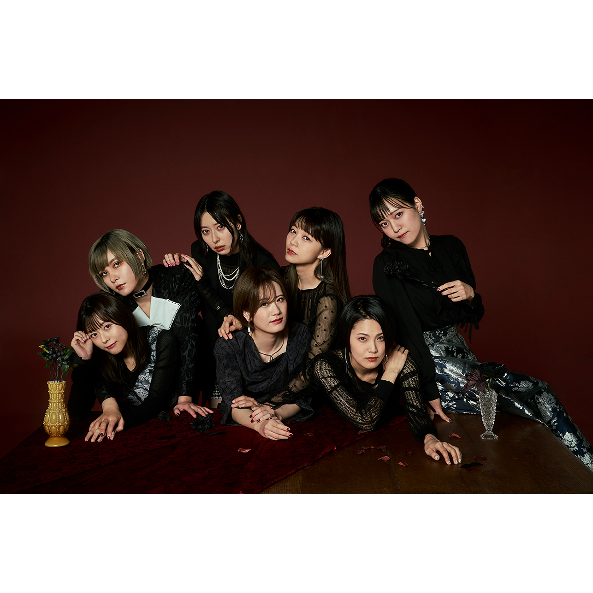 TVアニメ『陰の実力者になりたくて！』EDテーマが七陰の「Darling in the Night」に決定！ - 画像一覧（2/3）