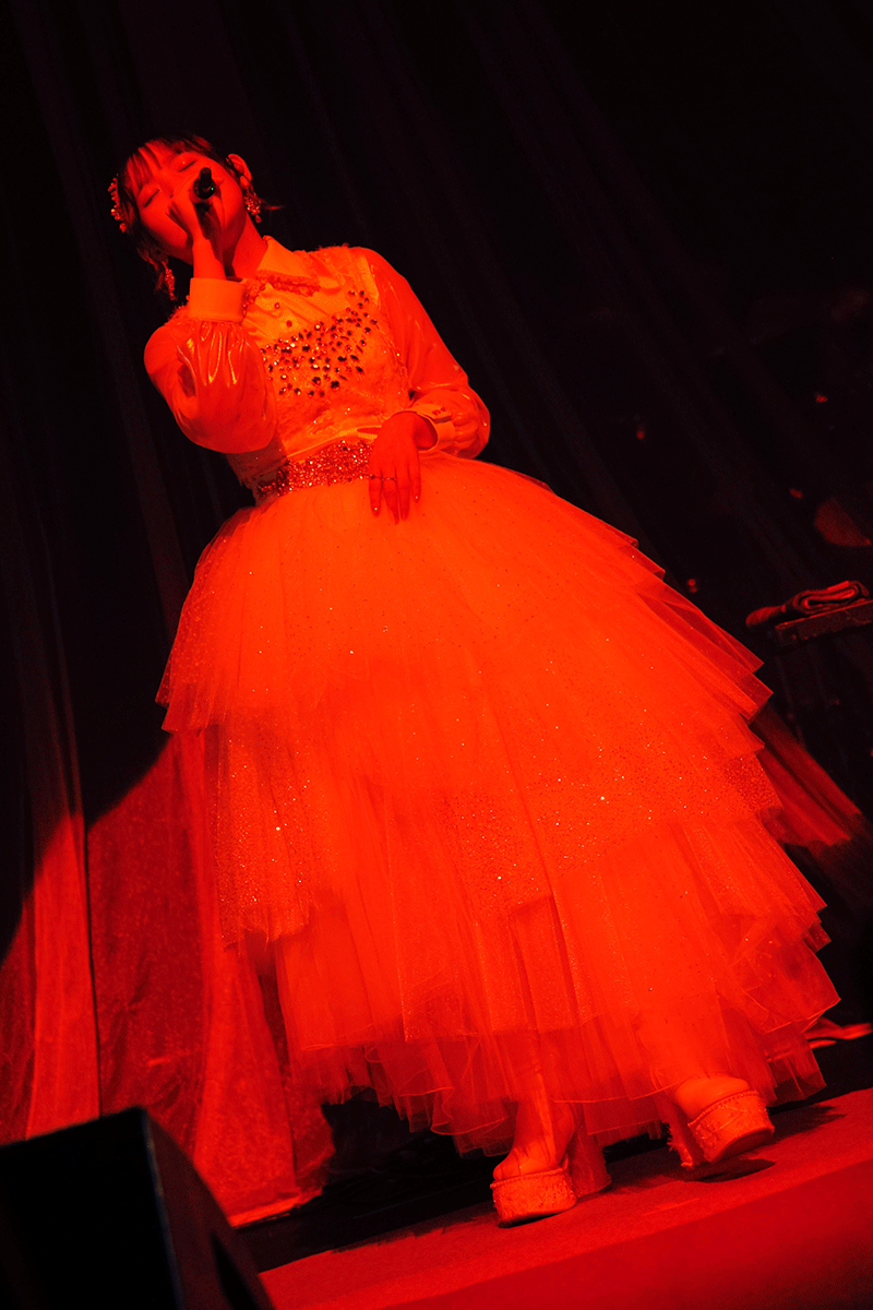 【ライブレポート】南條愛乃が紡いだ“小さな冬の物語”――全国ツアー“南條愛乃 Live Tour 2022 ～A Tiny Winter Story～ supported by animelo mix”ファイナルとなる埼玉公演をレポート - 画像一覧（6/11）