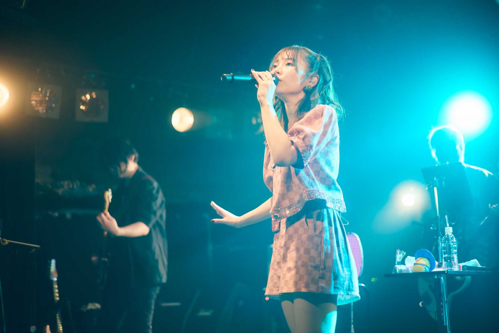 YURiKA、サプライズだらけ!?の初ライブツアー・さいたま公演密着レポート。「はすだ広報大使」就任に蓮田市マスコットキャラクター・はすぴぃも駆けつけた！ - 画像一覧（2/6）