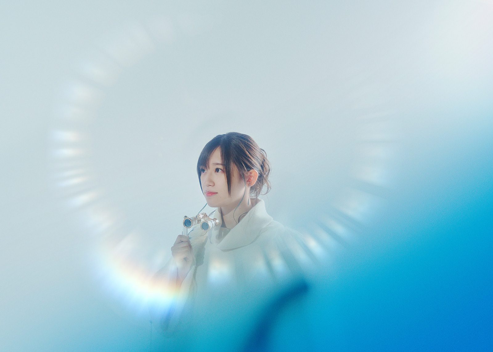 高橋李依、2nd EP「青を生きる」リリースインタビュー！0からのクリエイションを楽しむ心地――。