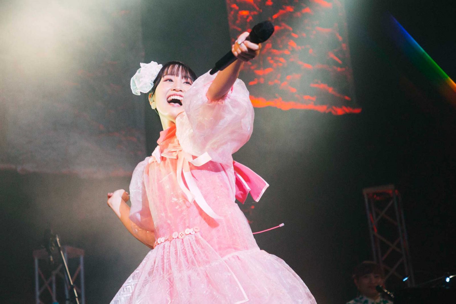 「この先いいことしか待ってない」鈴木みのり、全22曲を届けた笑顔の幕開け。「3rd LIVE TOUR 2023 ～fruitful spring～」初日・東京公演レポート - 画像一覧（6/12）