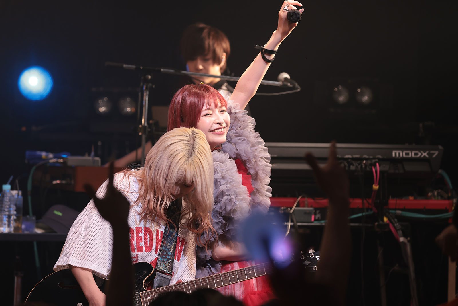 halca、初のフルバンド編成ワンマンツアーで自身の夢が実現！＜LAWSON presents halca first tour 2023“nolca solca culca”＞ファイナル公演をレポート - 画像一覧（2/12）