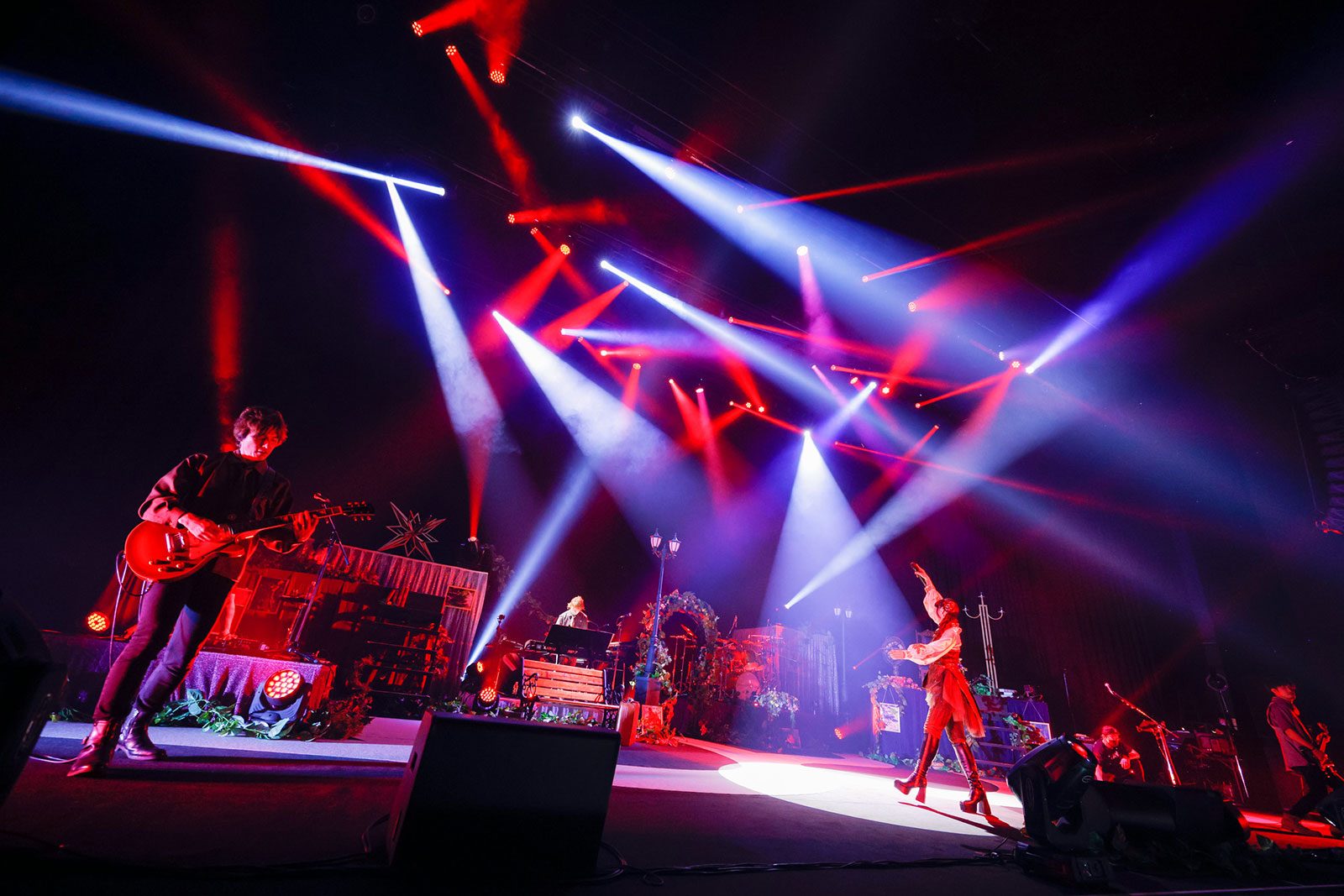 南條愛乃が長い道のりを経て辿りついた今、この瞬間――“南條愛乃 Live Tour 2023 ～ジャーニーズ・トランク～ supported by animelo”ファイナル公演をレポート - 画像一覧（3/6）