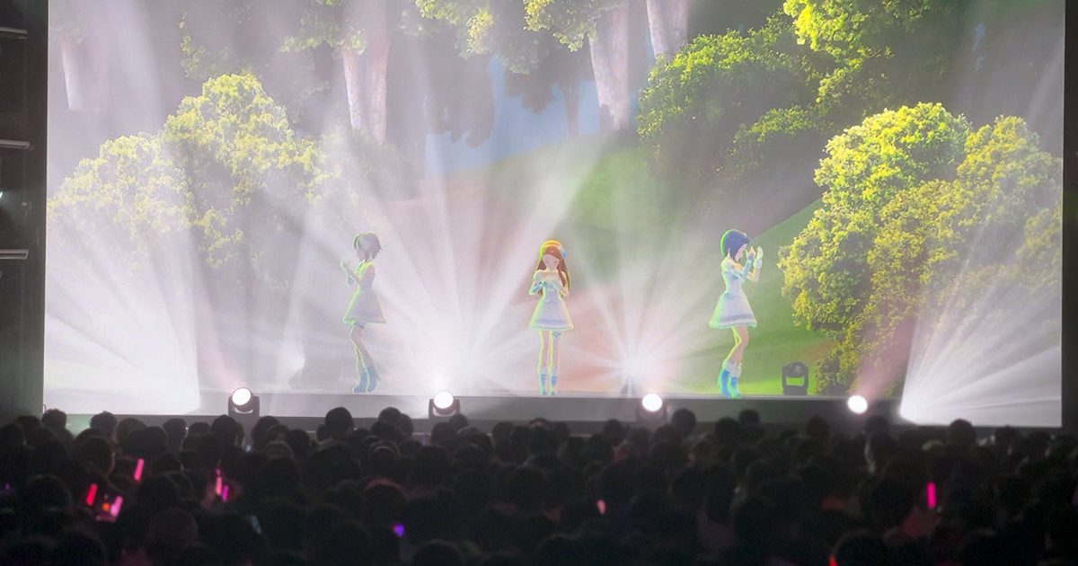 高度のあるブランコによる驚きのライブ演出も！神田の地で望月杏奈らが