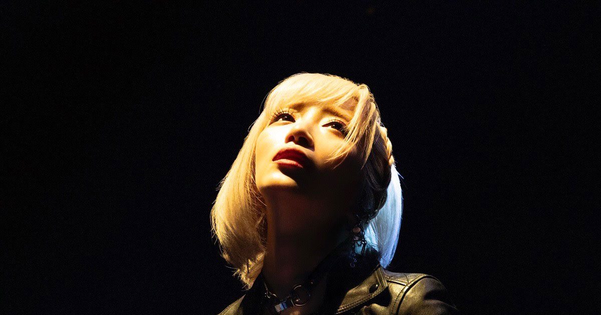 ReoNa デビュー前生写真① ReoNa デビュー前 生写真 希少