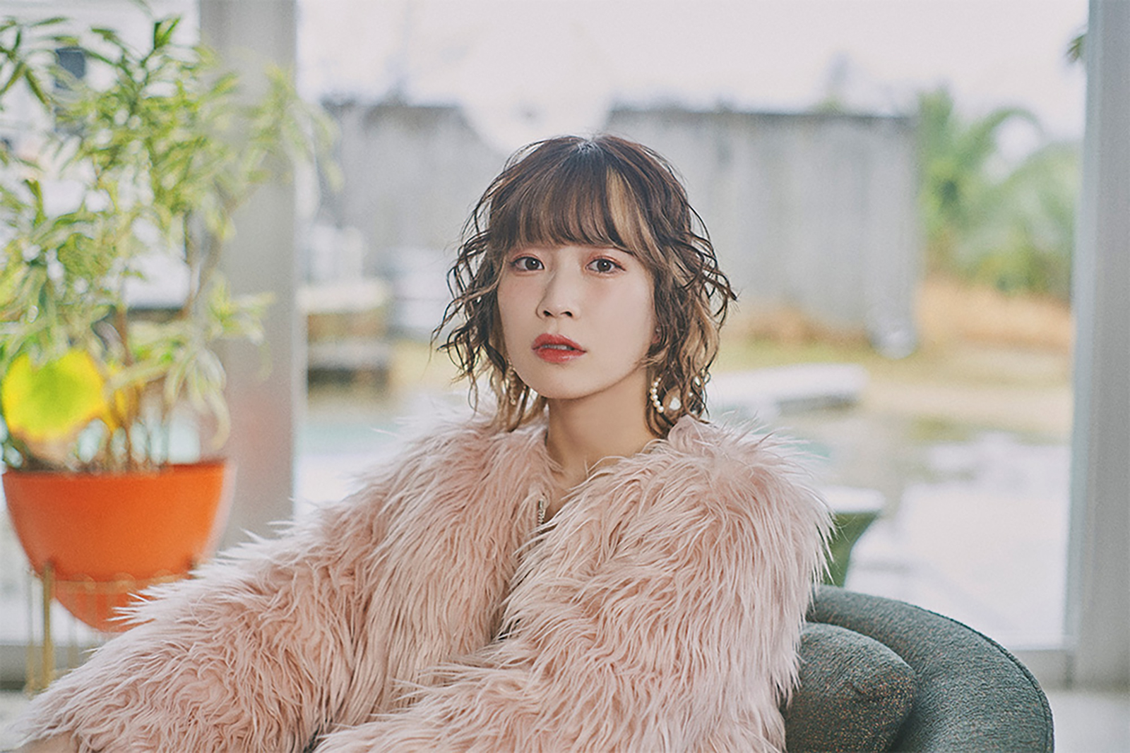 青山吉能、新曲「空飛ぶペンギン」9月27日リリース決定！初のトーク＆ライブツアー開催とファンクラブサイト開設も発表 - 画像一覧（2/2）