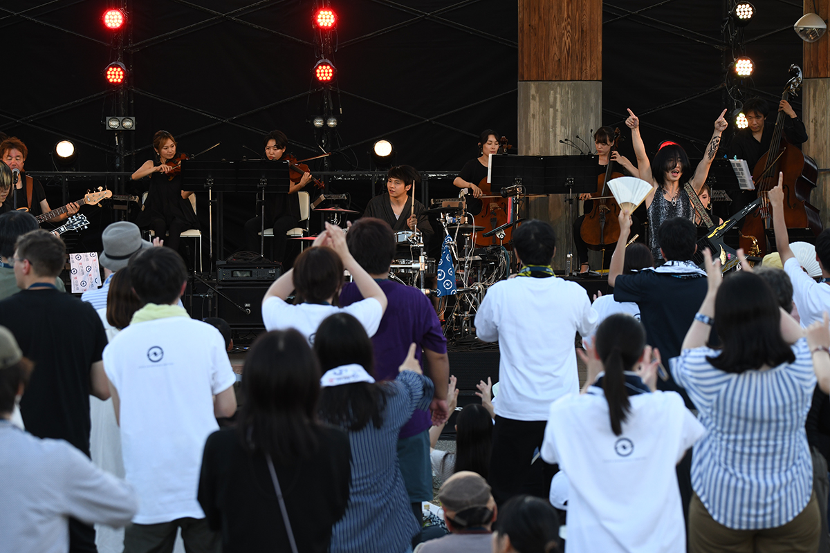 京都の空に響いた、日本が誇るアニメシーンを彩る劇伴音楽――“京伴祭 -KYOTO SOUNDTRACK FESTIVAL- 2023”ロングレポート - 画像一覧（9/39）