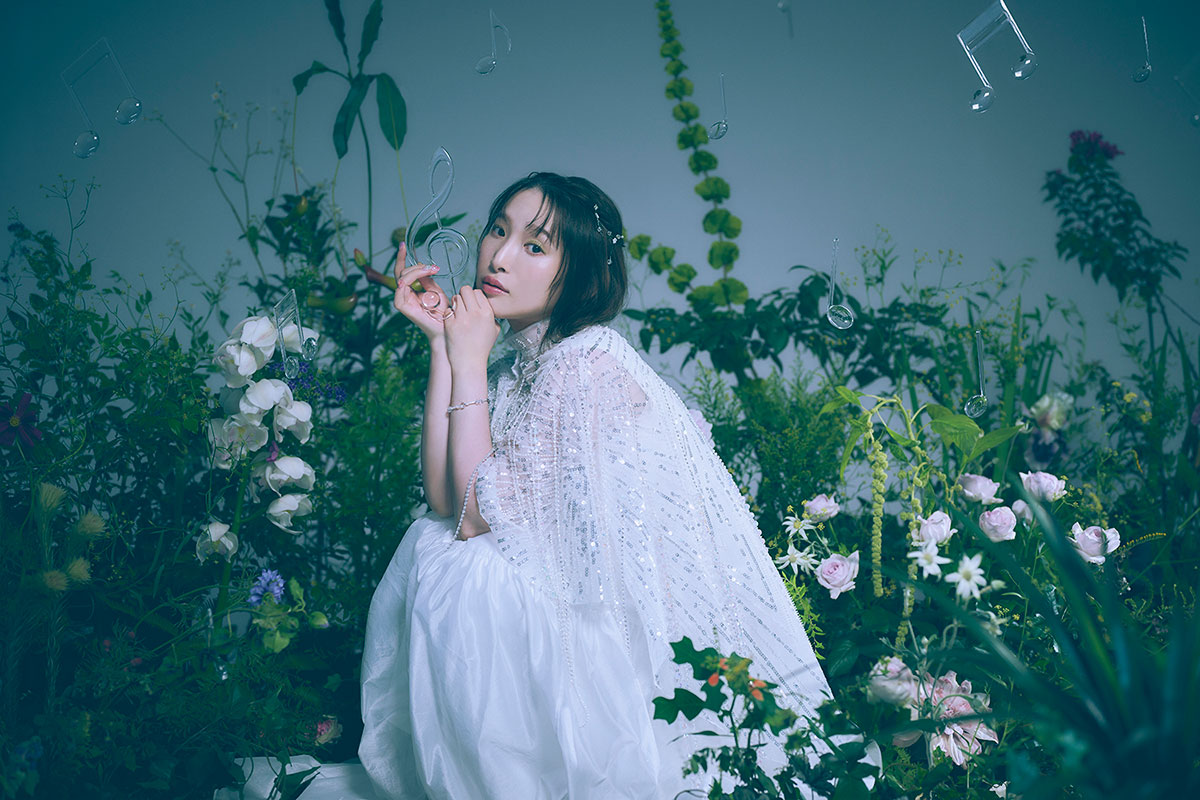 南條愛乃が約1年ぶりにリリースしたニューアルバム『The Fantasic Garden』を紐解く全曲レビュー！