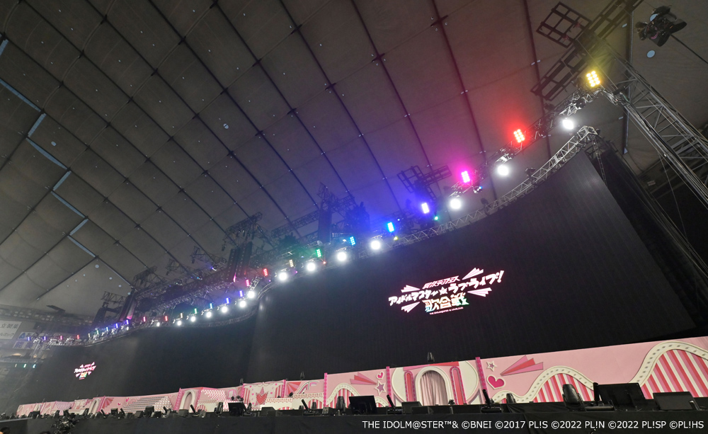 猫耳コラボや、伝説のアイドルたちの神曲歌唱も！個性繚乱の「異次元フェス アイドルマスター★♥ラブライブ！歌合戦」DAY2全曲レポート - 画像一覧（2/53）