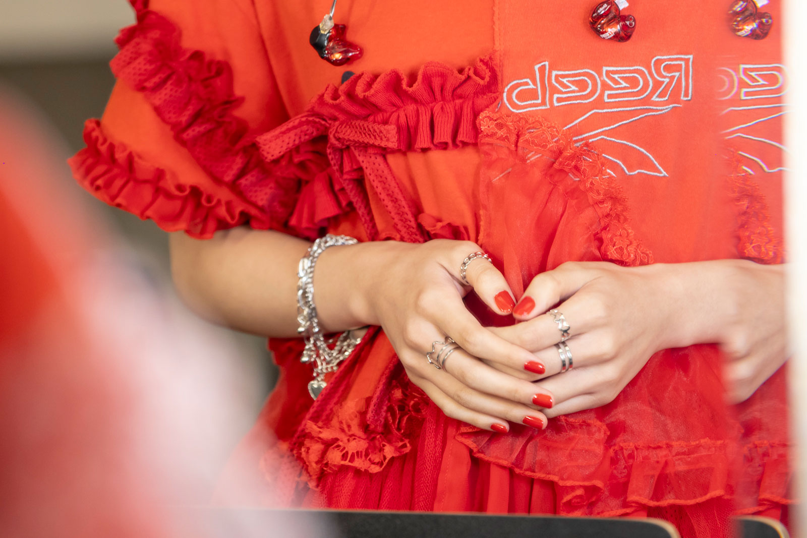 来年デビュー5周年の彼女はヒーローを目指し、日本武道館のステージを目指す――アーティスト・斉藤朱夏が“今”の想いを赤裸々に語ってくれた。 - 画像一覧（5/11）