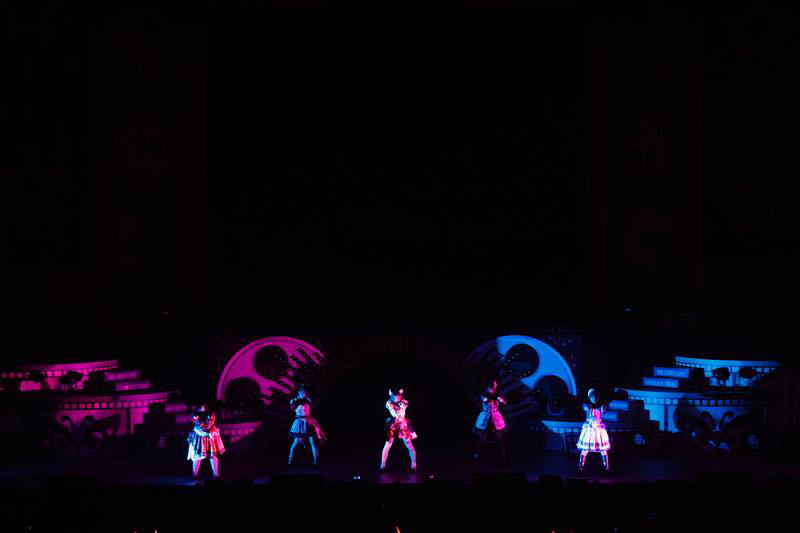 10年の結実と忘れ物を探して。「THE IDOLM@STER MILLION LIVE! 10thLIVE TOUR Act-4 MILLION THE@TER!!!!」DAY1ライブレポート - 画像一覧（10/26）