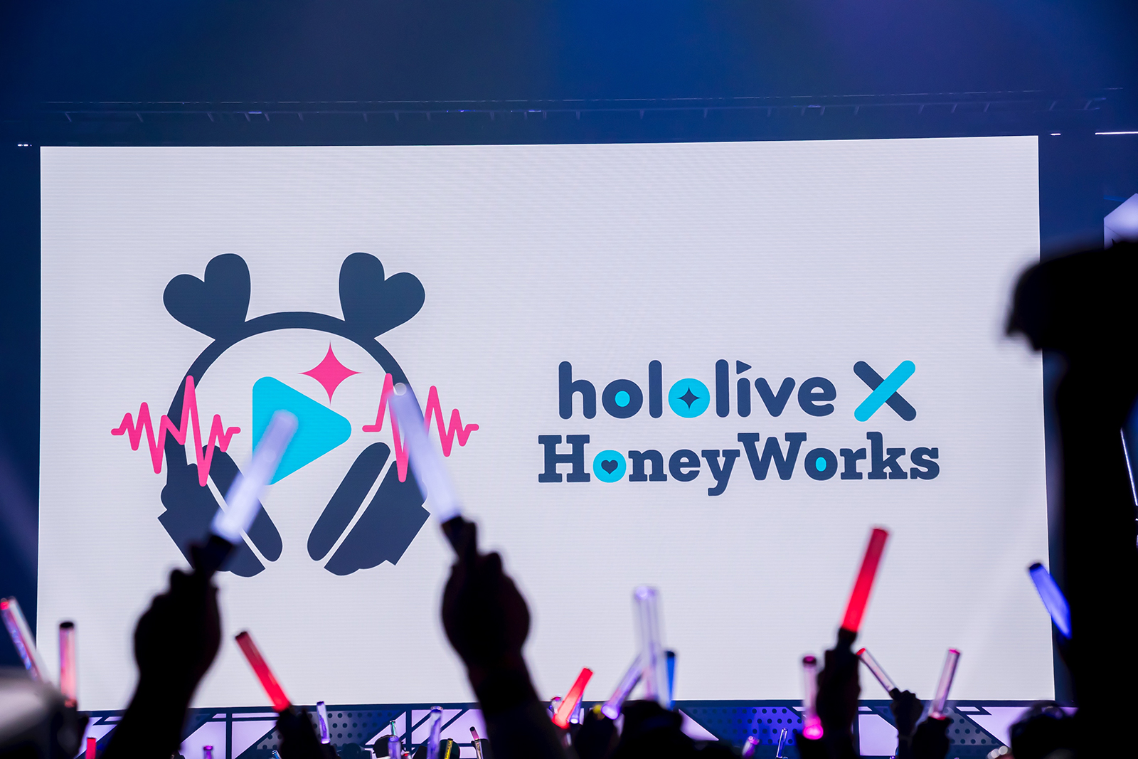 音楽で物語を伝える魅力が詰まったプロジェクト「ホロハニ」――アイドルとしての輝きを届けた「“hololive 5th fes. Capture the Moment” HoneyWorks stage」レポート - 画像一覧（23/23）