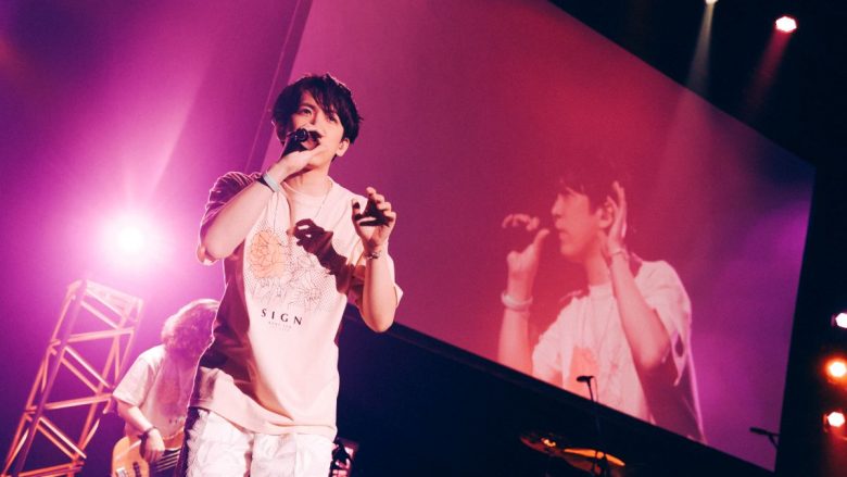 伊東健人、初のワンマンライブ「Kent Ito 1st LIVE 〜咲音〜」オフィシャルレポートが到着！