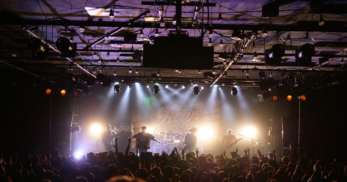 20周年を迎えたFLOWが全国各地で2マンライブ“FLOW THE PARTY 2024”を