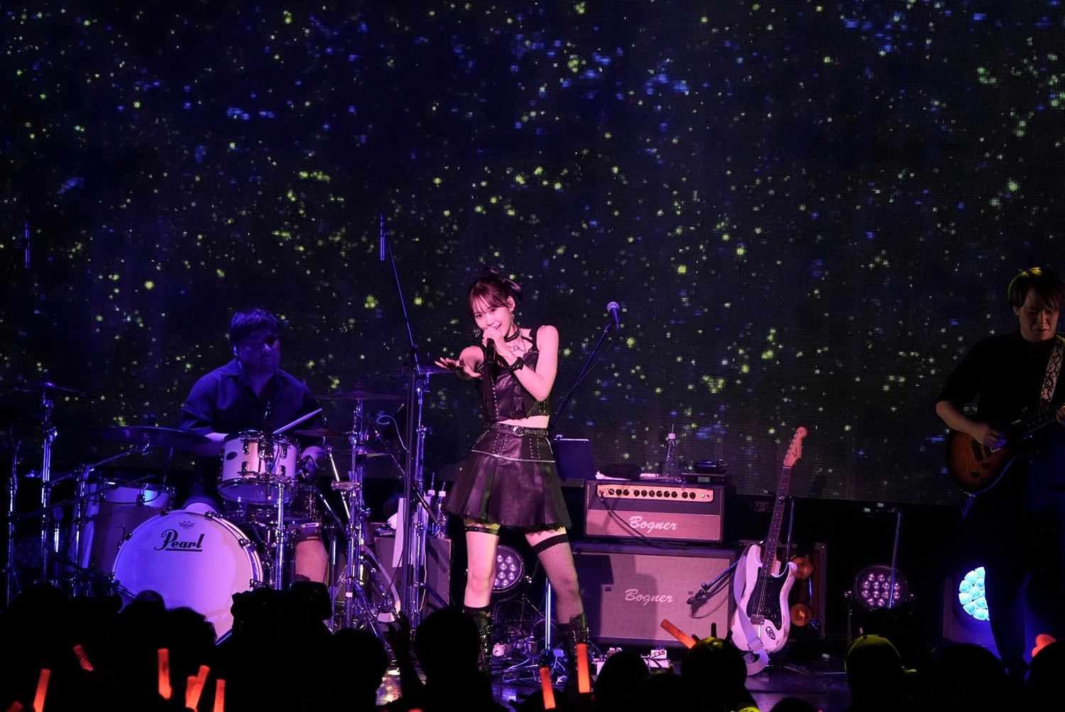 芹澤 優が5thソロツアー“My Room Fantasy”千秋楽でみせたのは、“すごみ”と“一体感”が両立した観る者を憧れさせるステージ - 画像一覧（2/20）