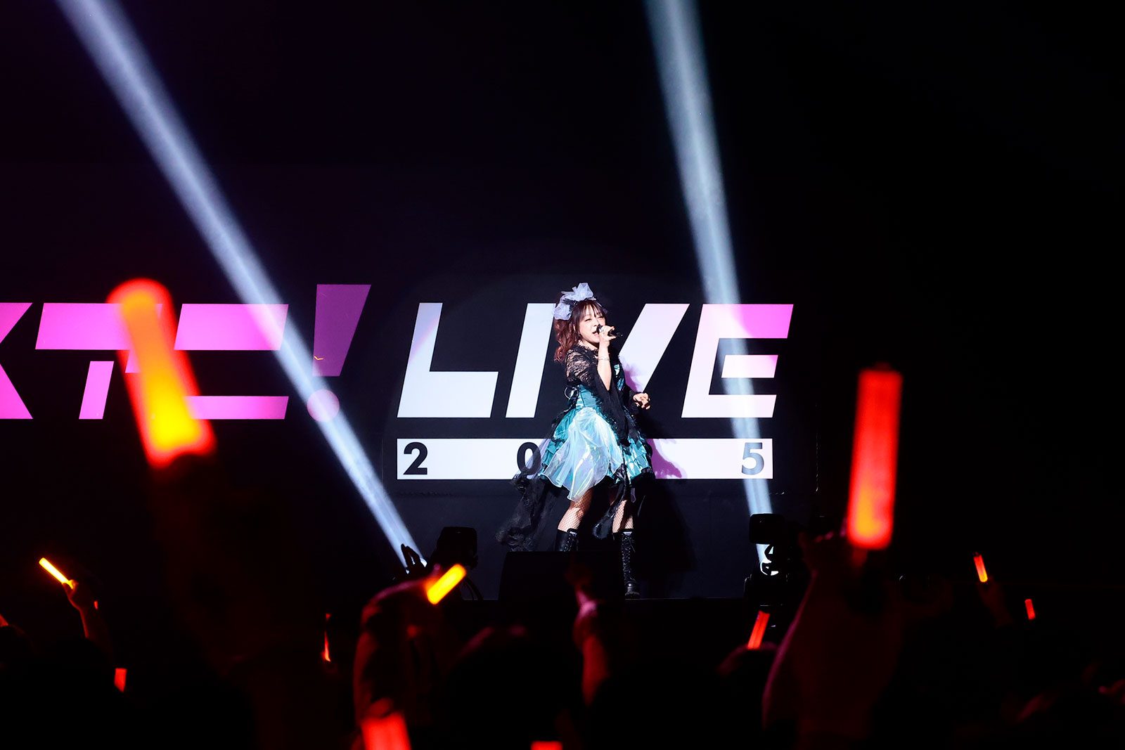 アイドルマスター シャイニーカラーズ【ストレイライト】、ASCA、オーイシマサヨシ、結束バンド、KOTOKO、TrySail、halca、FLOWの熱演で終幕！“リスアニ！LIVE 2025”最終日となるSUNDAY STAGE 速報レポート！ - 画像一覧（45/53）