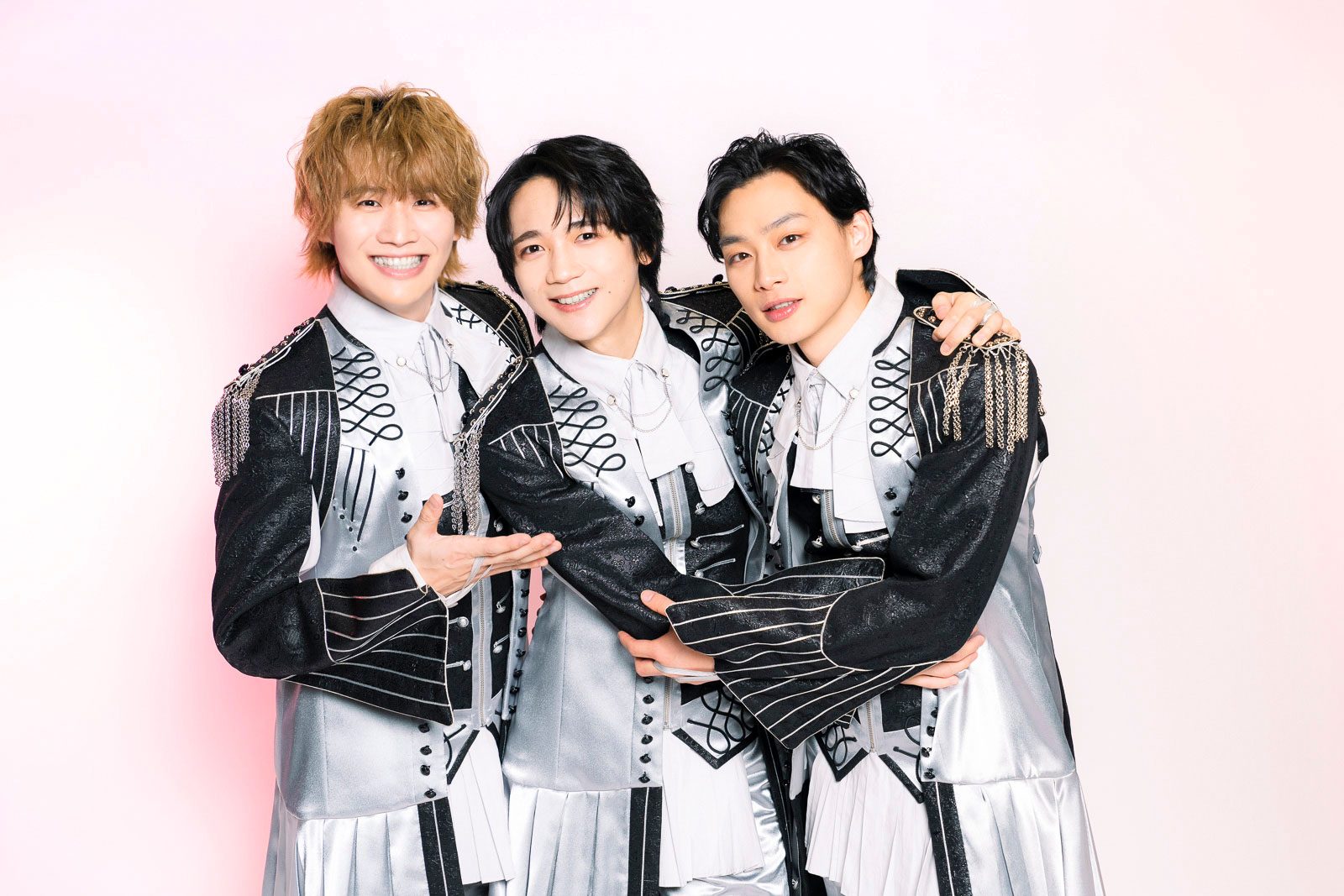 TVアニメ第2期オンエア&ニューシングル「Uni:Birth」リリース記念！「UniteUp!」ユニット別撮りおろしインタビュー＜PROTOSTAR編／戸谷菊之介×山口諒太郎×平井亜門＞ - 画像一覧（15/16）