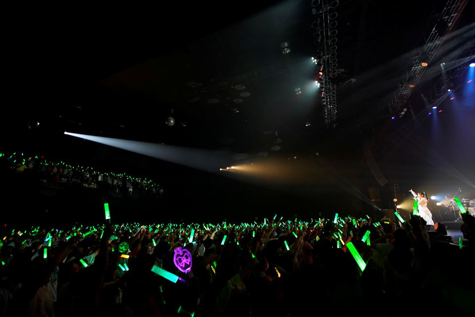 内田彩、全78曲を披露したコンプリートツアーZepp DiverCity公演