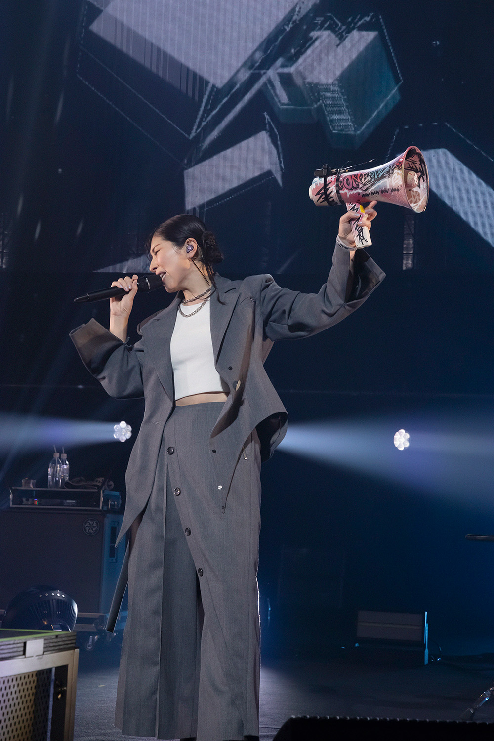 “いま、伝えたいことがある”――茅原実里が名曲たちと共に紡ぎ出した＜Minori Chihara LIVE “Message”＞を振り返る - 画像一覧（5/21）