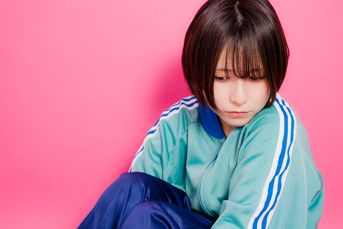 守乃まも、1st EP『まもってほしいの。』に込めた創作とバンド音楽への情熱、舞台版『ぼっち・ざ・ろっく！』の経験について語る！ - 画像一覧（5/11）