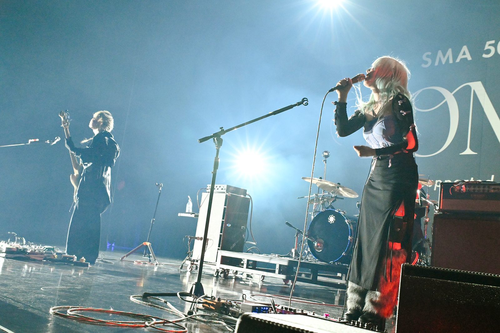 Cö shu Nie、TOOBOE、ハルカトミユキ、meiyoを迎えた楠木ともり初の対バンイベント“SMA 50th Anniversary presents「TOMORI FES.」supported by KT Zepp Yokohama 5th Anniversary”ライブレポート - 画像一覧（7/18）