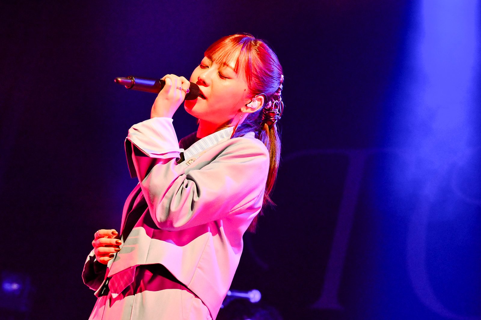 Cö shu Nie、TOOBOE、ハルカトミユキ、meiyoを迎えた楠木ともり初の対バンイベント“SMA 50th Anniversary presents「TOMORI FES.」supported by KT Zepp Yokohama 5th Anniversary”ライブレポート - 画像一覧（5/18）