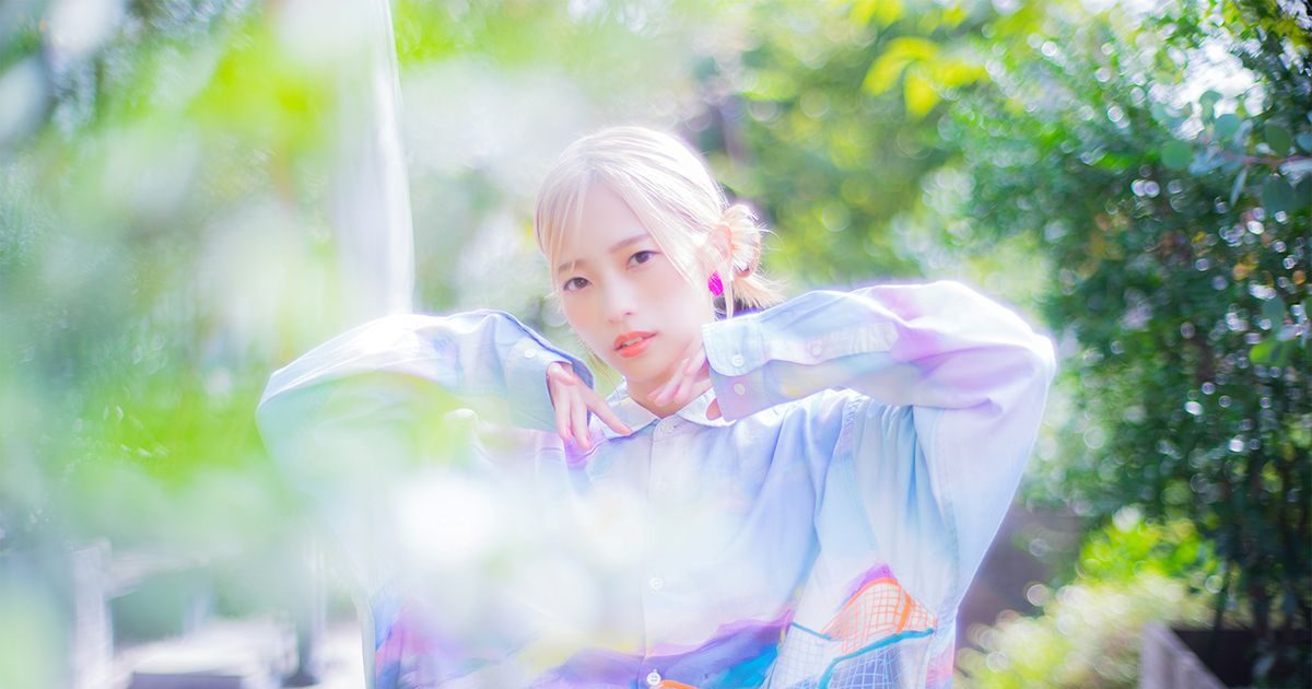 立花理香 サイン入り色紙 匿名配送 送料込み 立花理香 サイン入り色紙