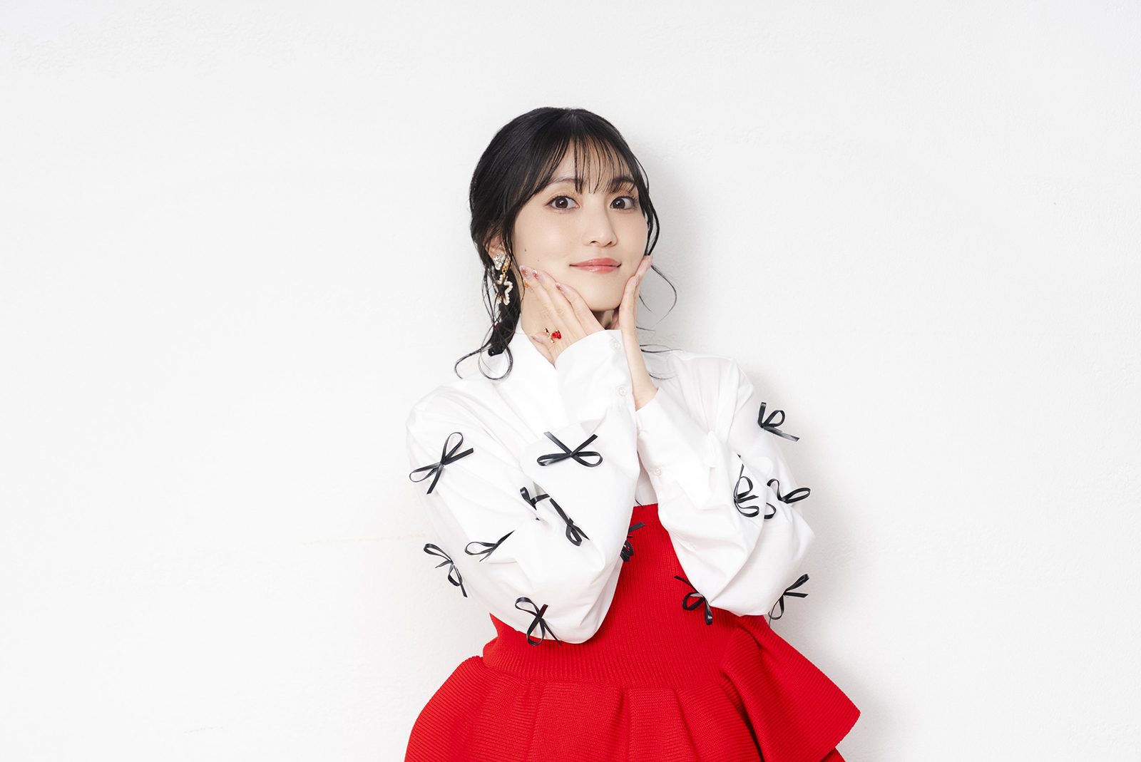 TVアニメ『mono』放送スタート！メインキャスト・三川華月（雨宮さつき役）、古賀 葵（霧山アン役）、遠野ひかる（敷島桜子役）、上田麗奈（秋山春乃役）、河瀬茉希（駒田華子役）撮りおろしインタビュー！ - 画像一覧（18/27）