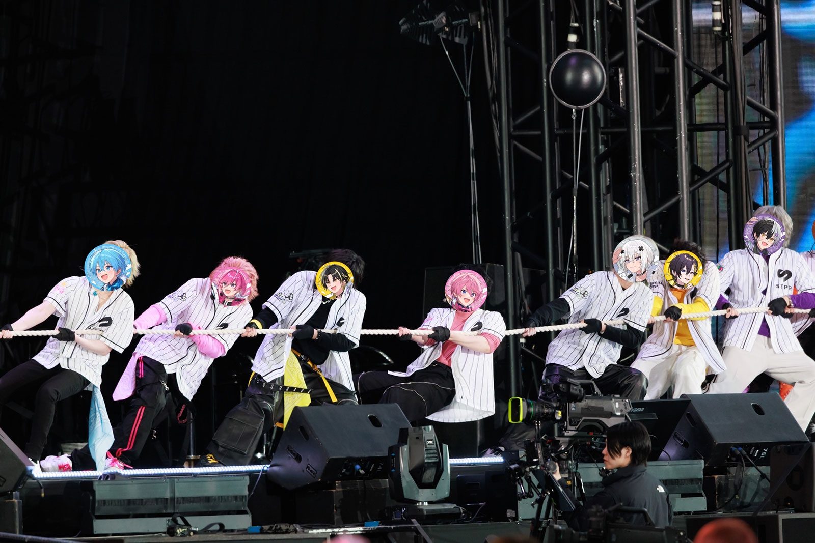 東京ドーム2DAYSにベルーナドーム3DAYS！STPR史上最大規模で行われた5グループ合同イベント“STPR Family Festival!!”で見た5グループそれぞれの魅力と個性。 - 画像一覧（2/24）