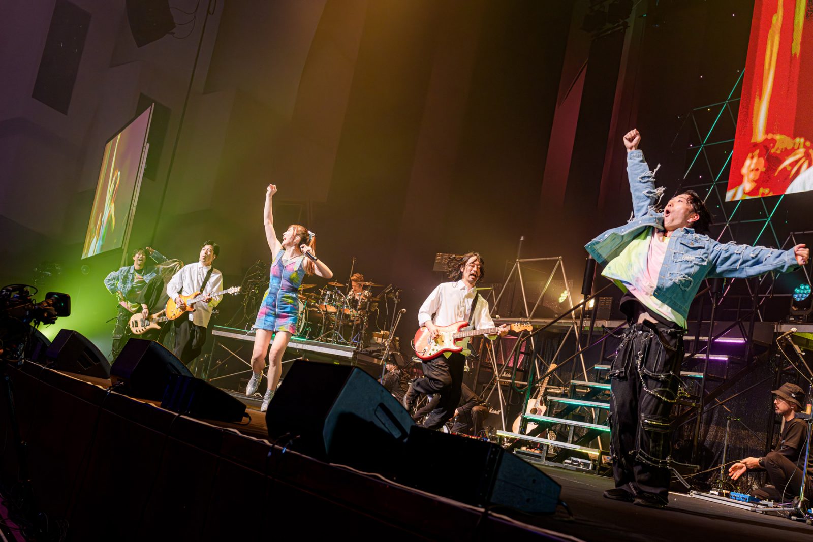 May’n デビューから20年の集大成、そしてこれからも彼女は輝き続ける。“May’n 20th Anniversary Concert Gratz from MACROSS F「With you -May’n Space-」”レポート - 画像一覧（4/8）