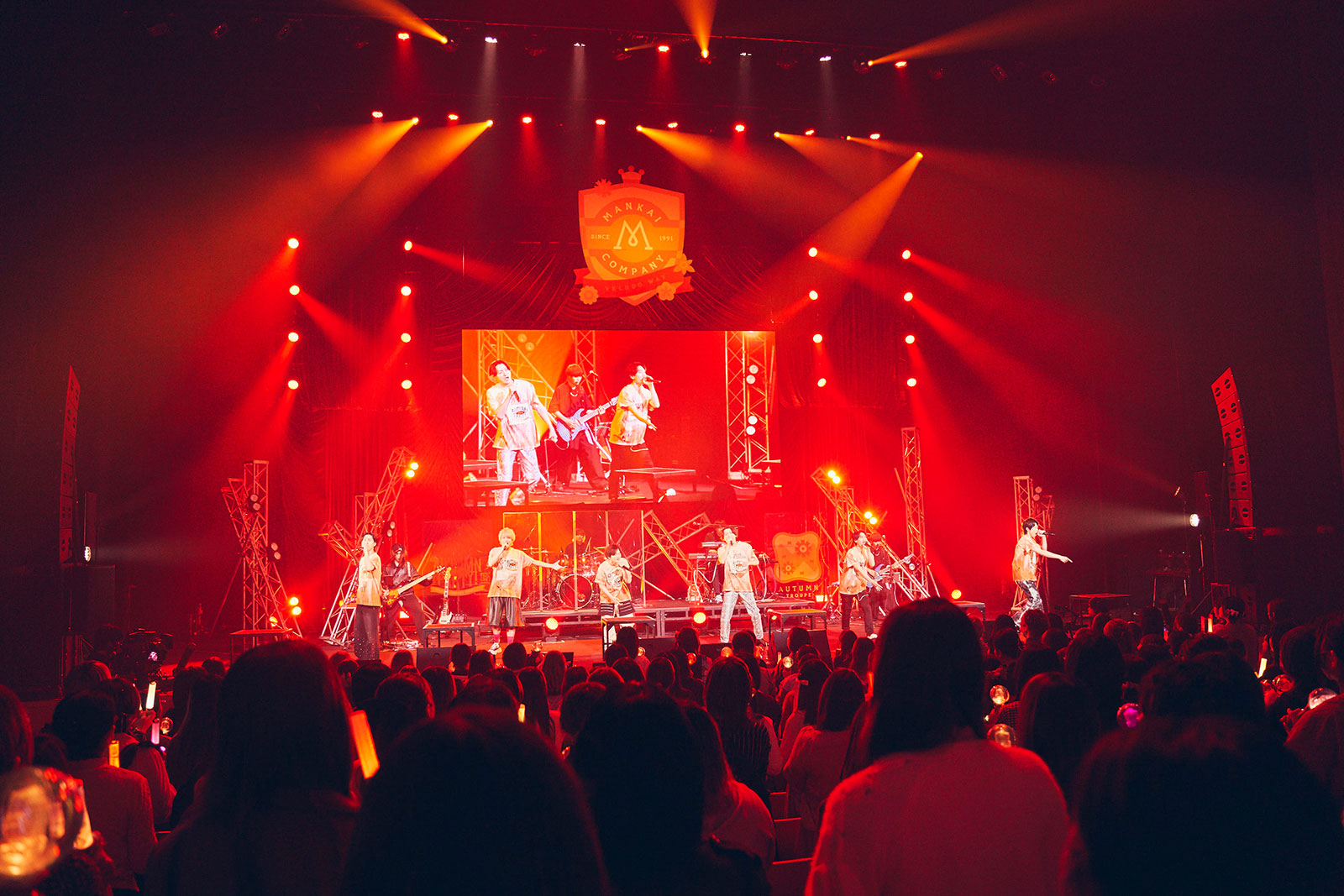 生バンドをバックにライブステージも披露！『A3!』MANKAIカンパニーの秋組による＜MANKAIカンパニーpresents “Autumn Party!” 2025＞ソワレ公演をレポート！ - 画像一覧（4/19）