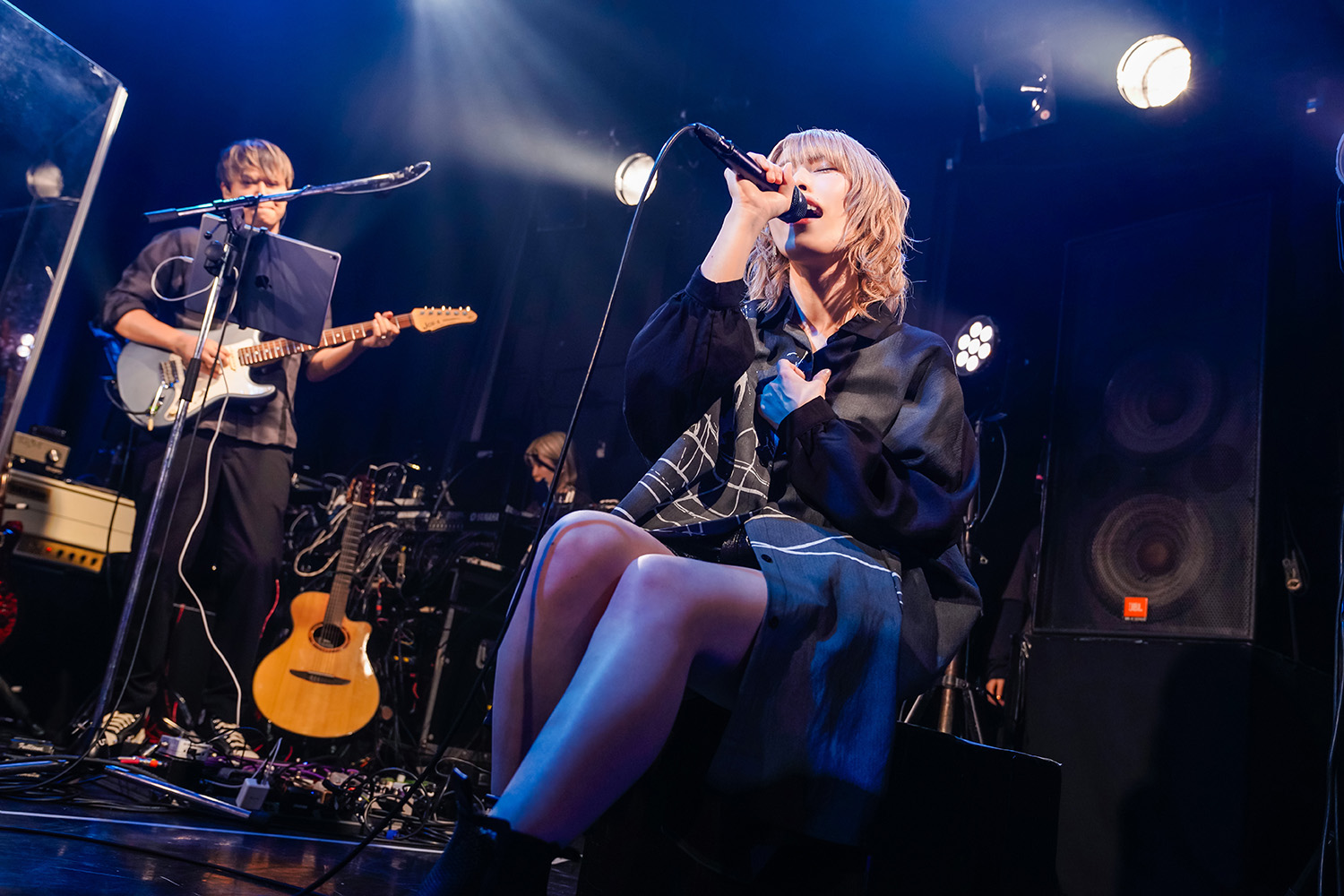 “憑依系シンガー”佐々木李子が自らの軌跡を胸に新たな“物語の続き”へと進む――約2年ぶりとなるワンマンライブ“I’m RICO.”を振り返る - 画像一覧（13/16）