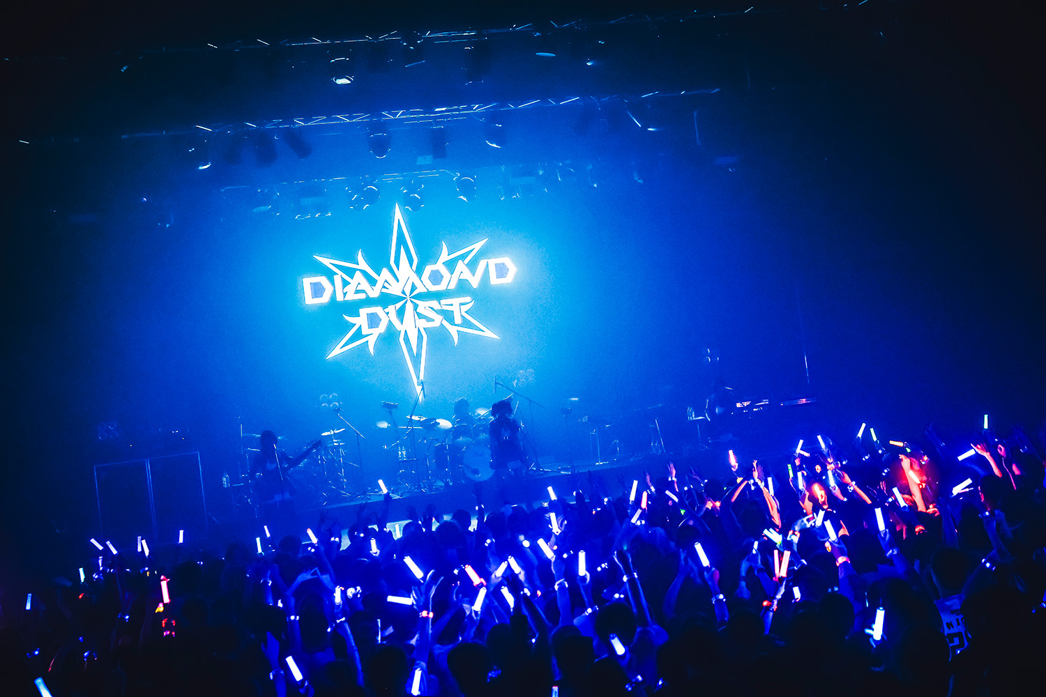 TVアニメ『ガールズバンドクライ』2周年を祝う特別な一夜――トゲナシトゲアリとダイヤモンドダストが躍動する“『ガールズバンドクライ』2nd Anniversary LIVE”を振り返る - 画像一覧（26/37）