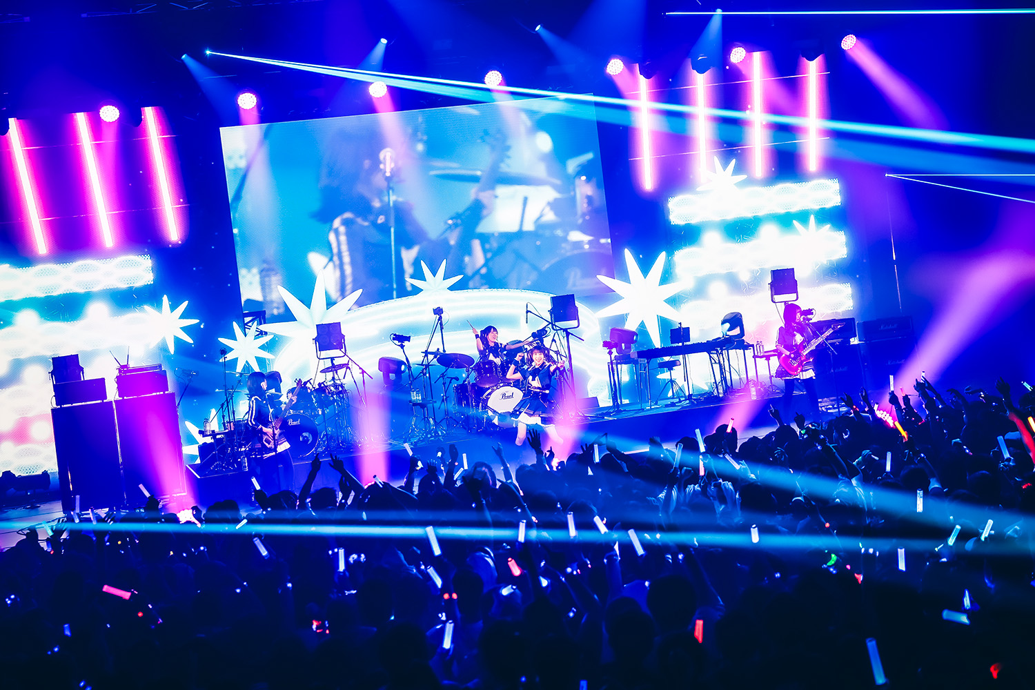 TVアニメ『ガールズバンドクライ』2周年を祝う特別な一夜――トゲナシトゲアリとダイヤモンドダストが躍動する“『ガールズバンドクライ』2nd Anniversary LIVE”を振り返る - 画像一覧（25/37）