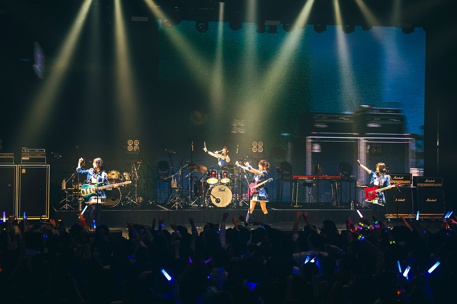 TVアニメ『ガールズバンドクライ』2周年を祝う特別な一夜――トゲナシトゲアリとダイヤモンドダストが躍動する“『ガールズバンドクライ』2nd Anniversary LIVE”を振り返る - 画像一覧（14/37）