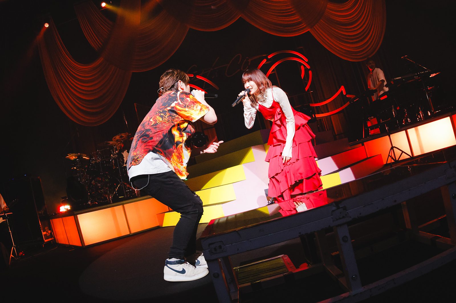 CHiCO、ソロ初のホールワンマンライブ〈LAWSON presents CHiCO 1st Hall Live “CONFETTi”〉開催！ゲストも多数出演した熱いステージをレポート！ - 画像一覧（16/17）